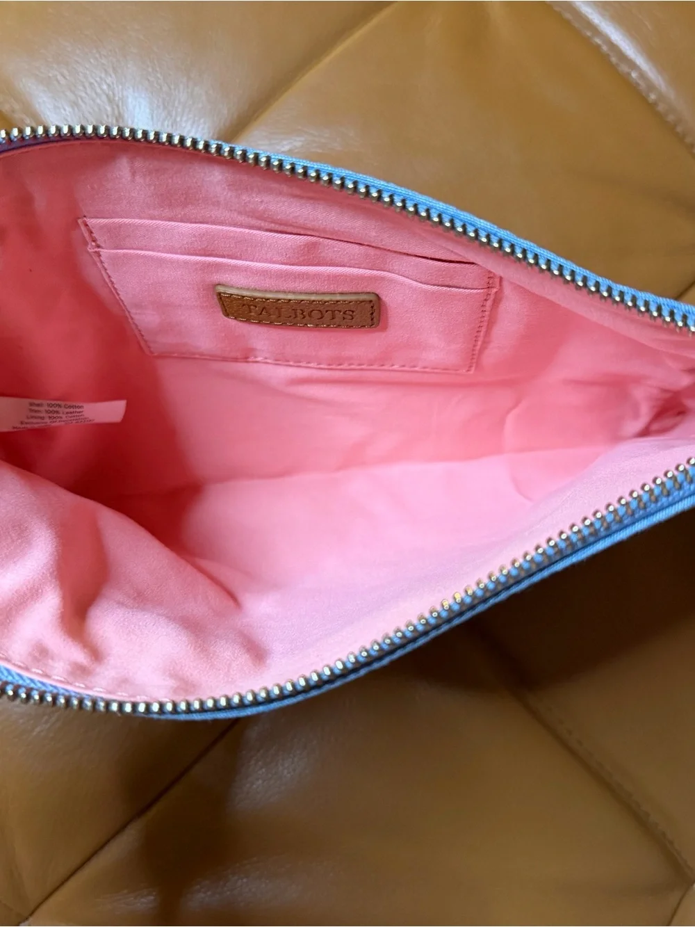 🦩🩵 TALBOTS Colorful Embroidered Flamingo Wristlet. NWT - Picture 11 of 11